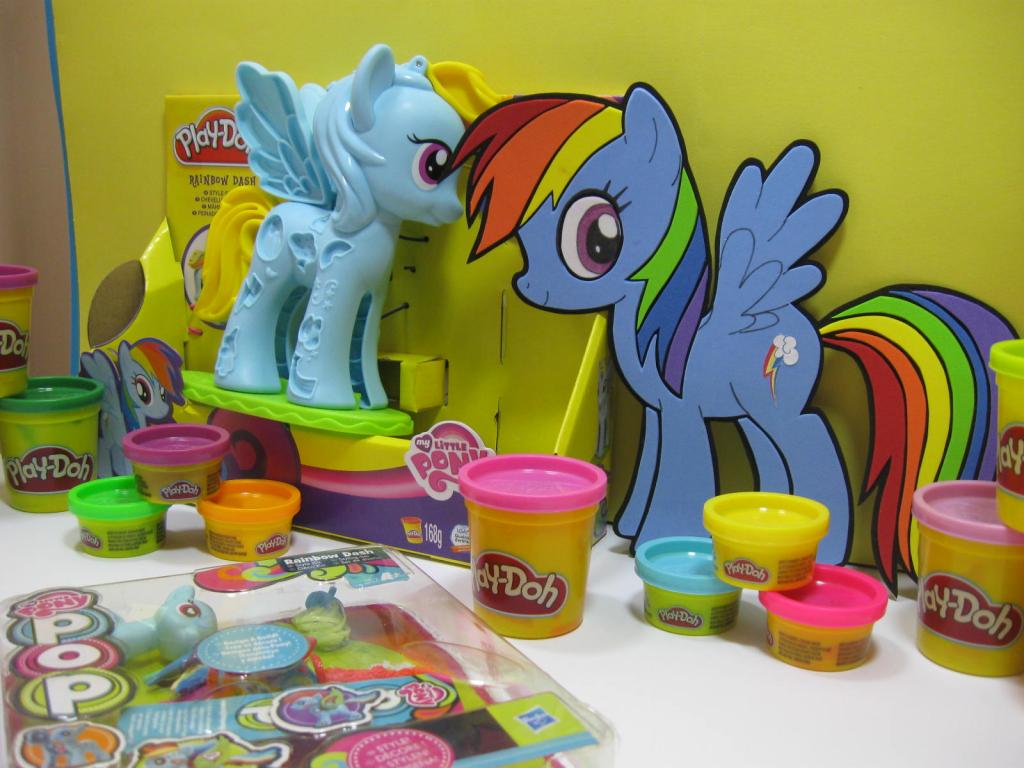 Learn Colors with Natasa and My Little Pony!