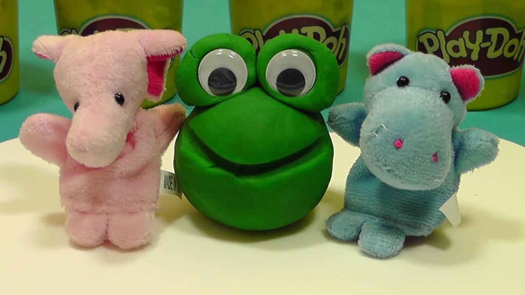 Join us for a fun and creative clay adventure! 🐸